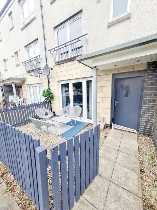 Spacious 5Bed House, Free Parking, No Party ! Glasgow Exterior photo